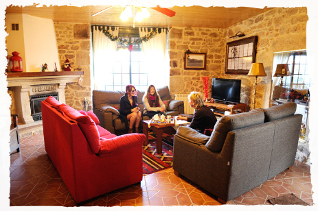 Casa Rural Salon clientes SALON